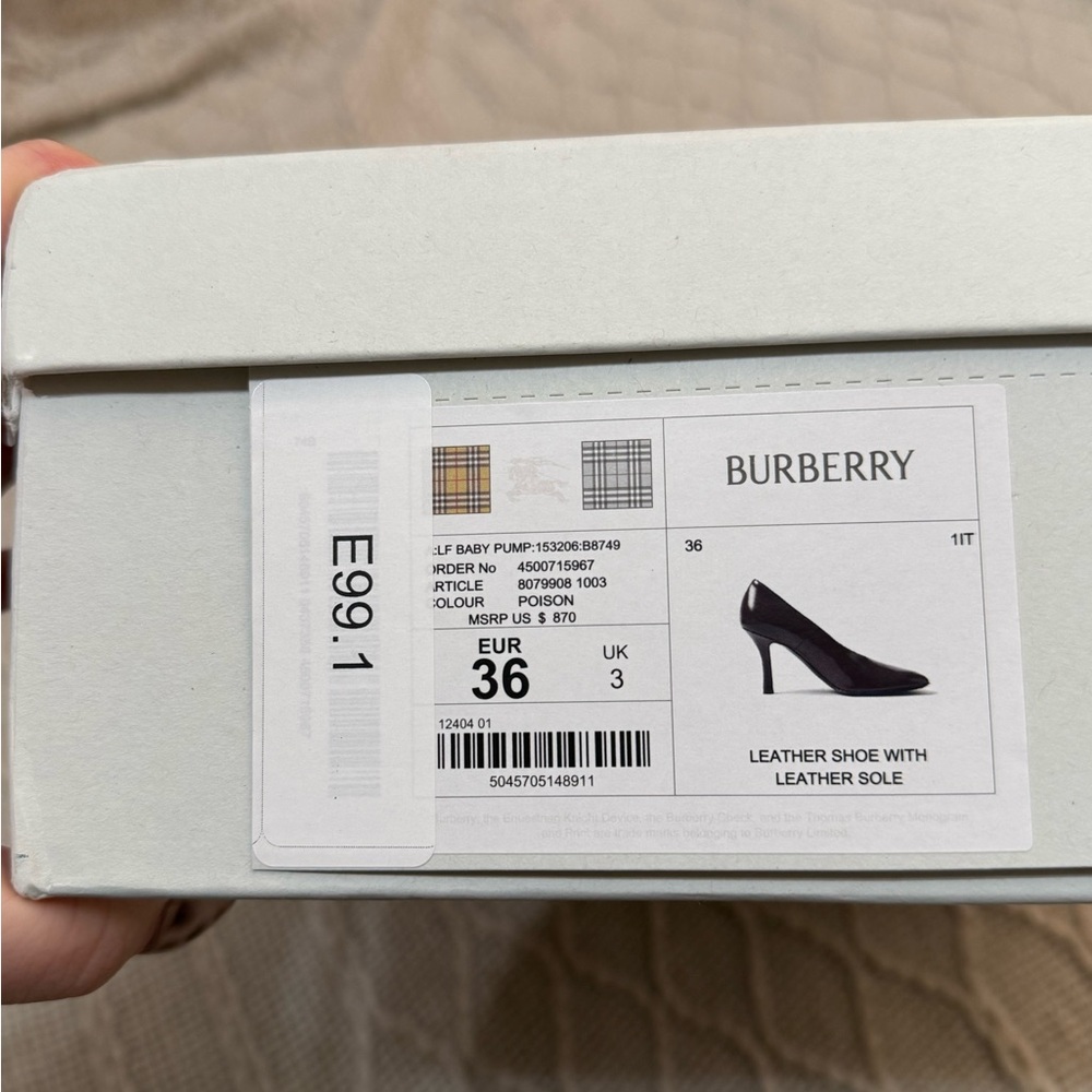 NIB - Burberry Glossy Leather Baby Pumps, Brand Size 36 ( US Size 6 ), Poison - Picture 5 of 15